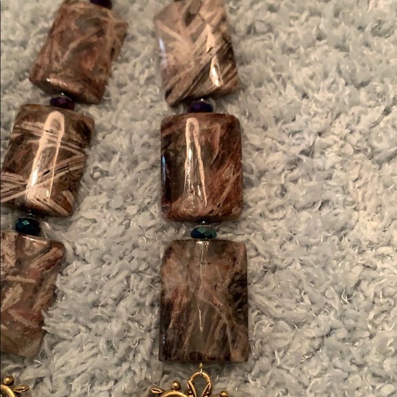 Necklace - Picture 2 of 3